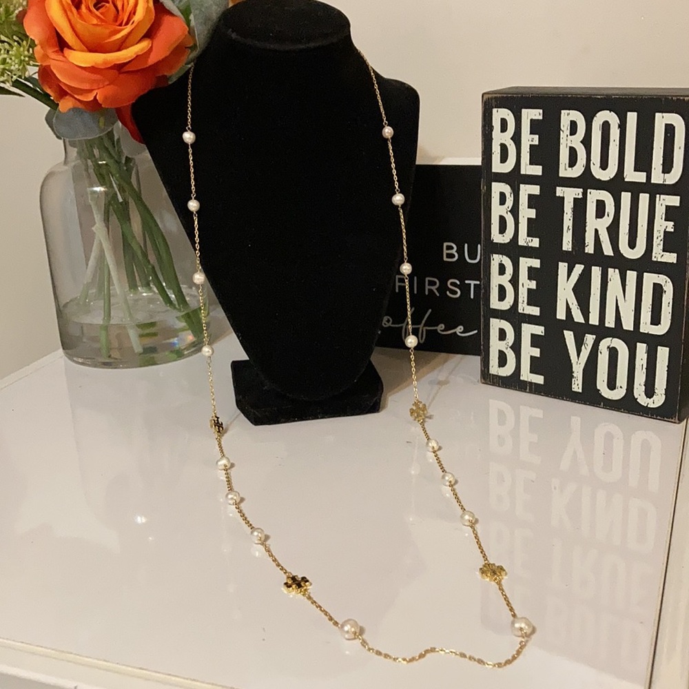 ✨HP✨Tory Burch Pearl & Logo Long Necklace